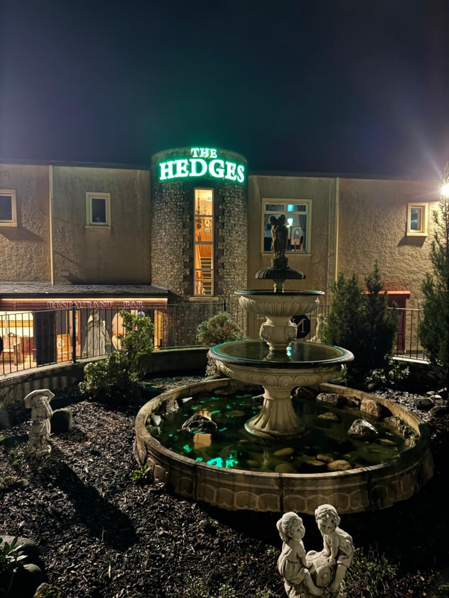 The Hedges Hotel Stranocum Exterior photo